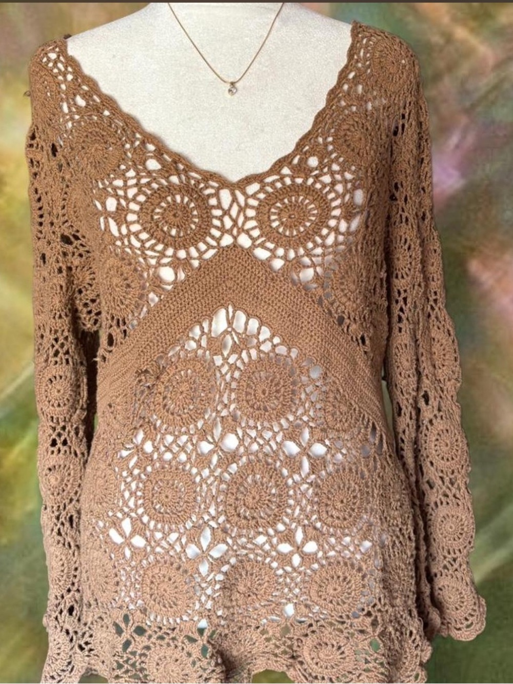 Tan crochet long sleeve top 🤎✨
